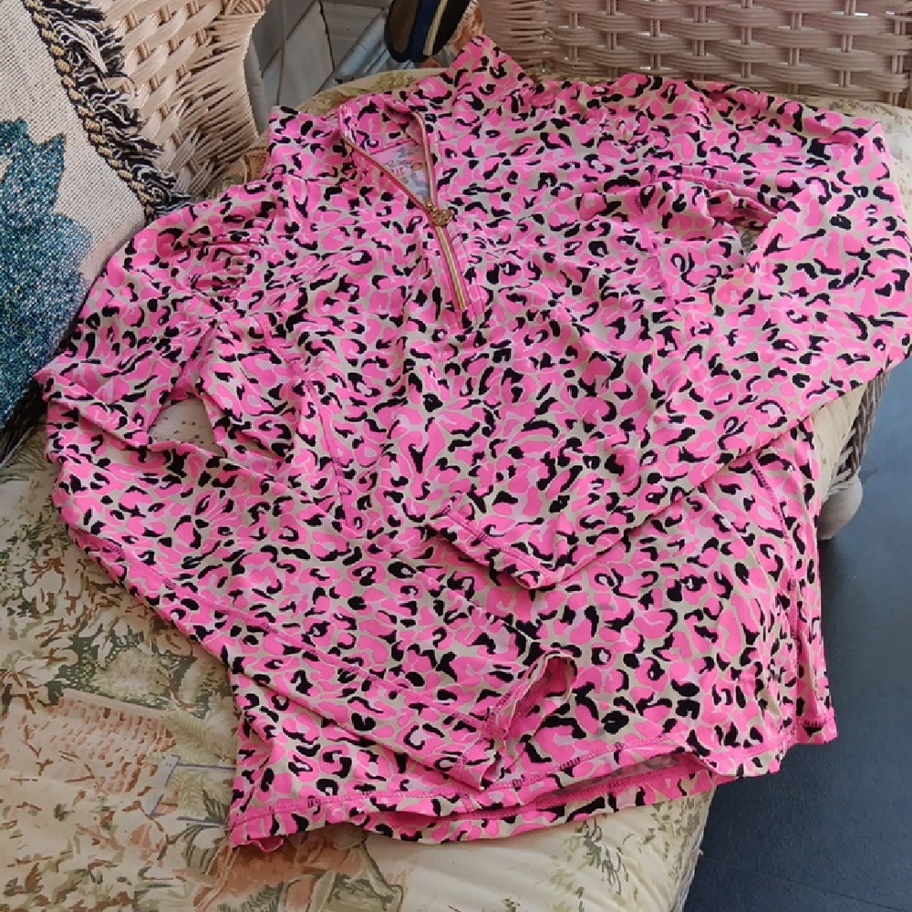 Lilly Pulitzer Luxlectic Zip Top Small